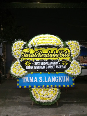 Papan Bunga Duka di Cibatu